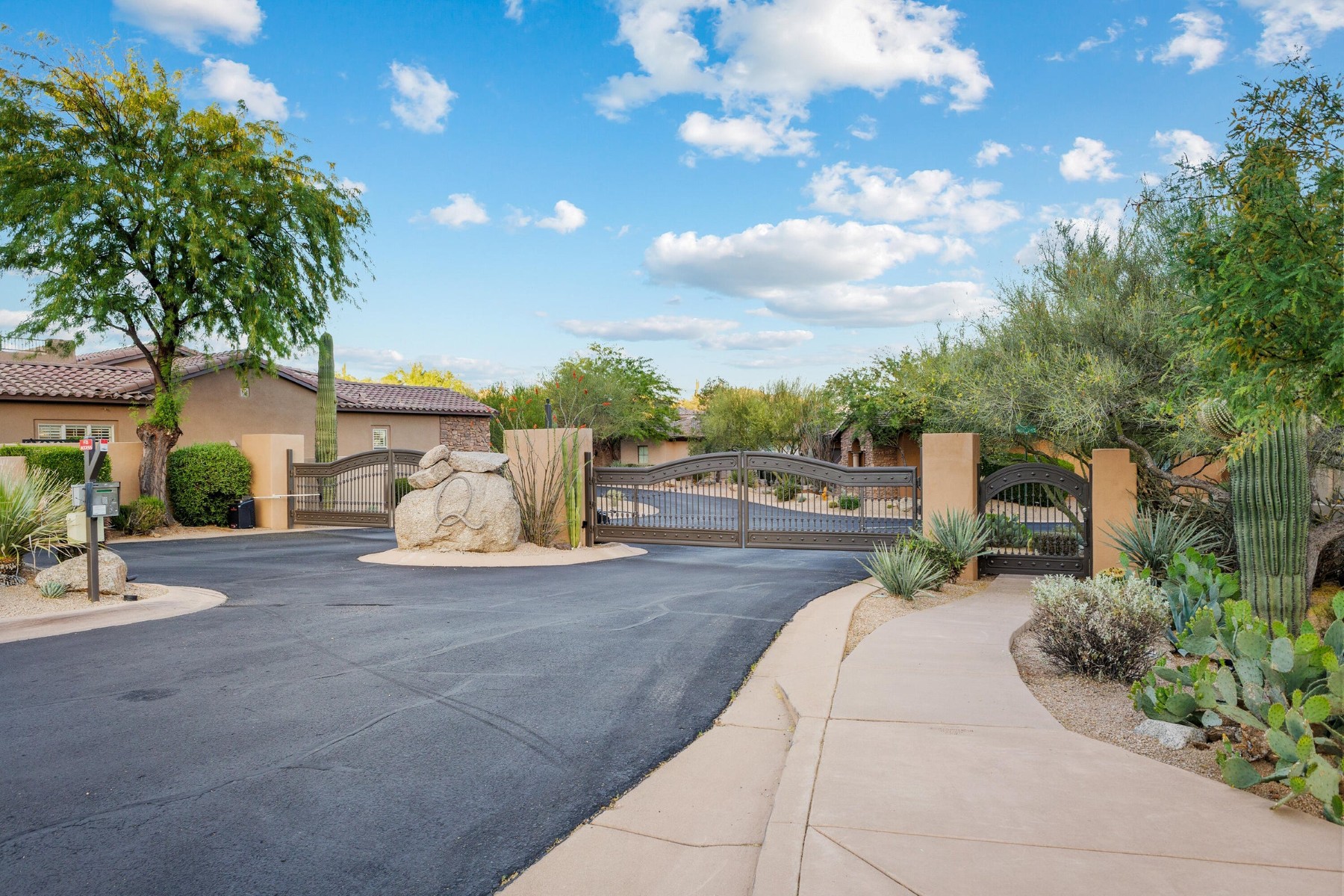  27600 N 110th Place  Scottsdale, AZ - 物件實景