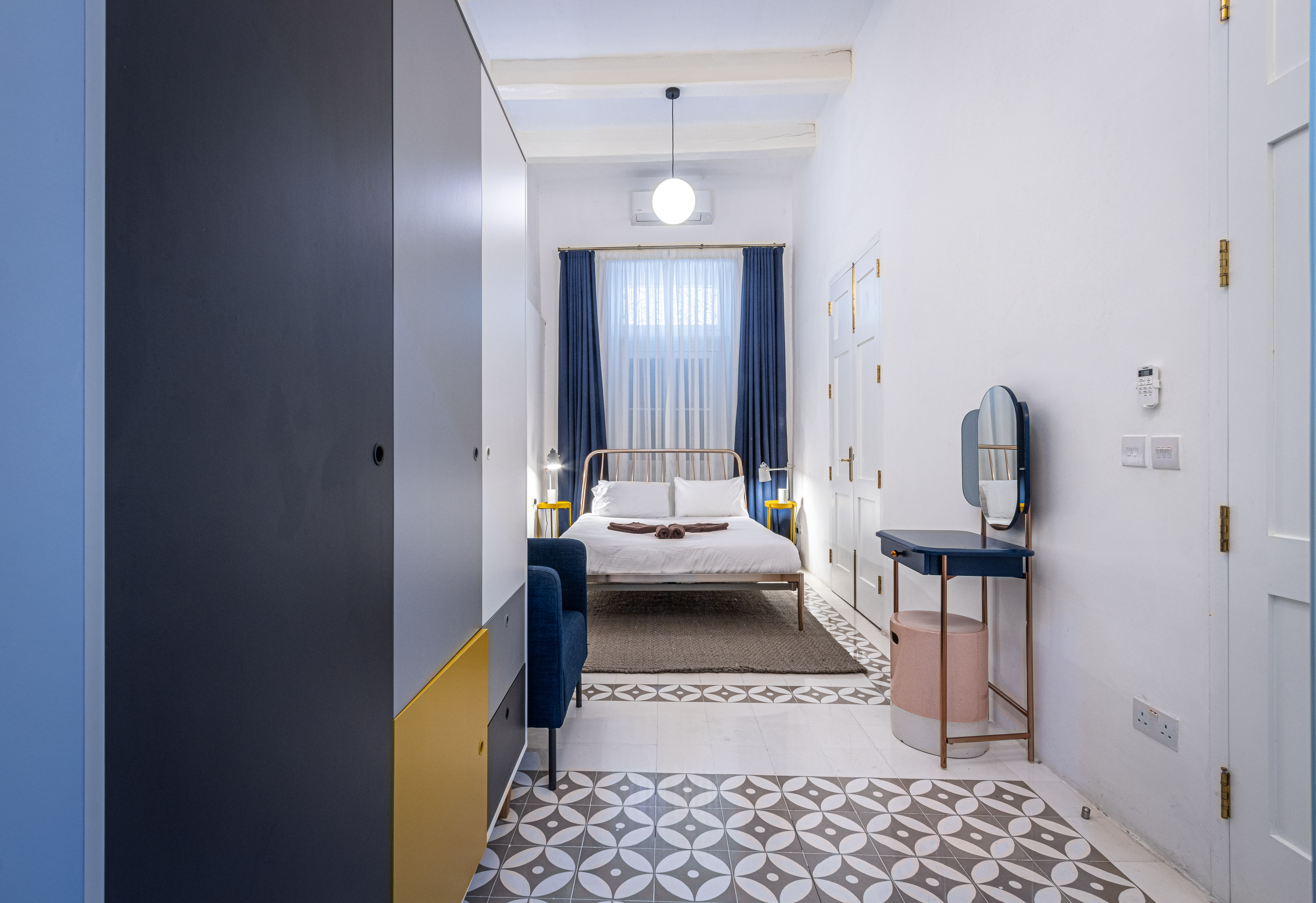  Modern Townhouse with Rooftop Pool - 物件實景