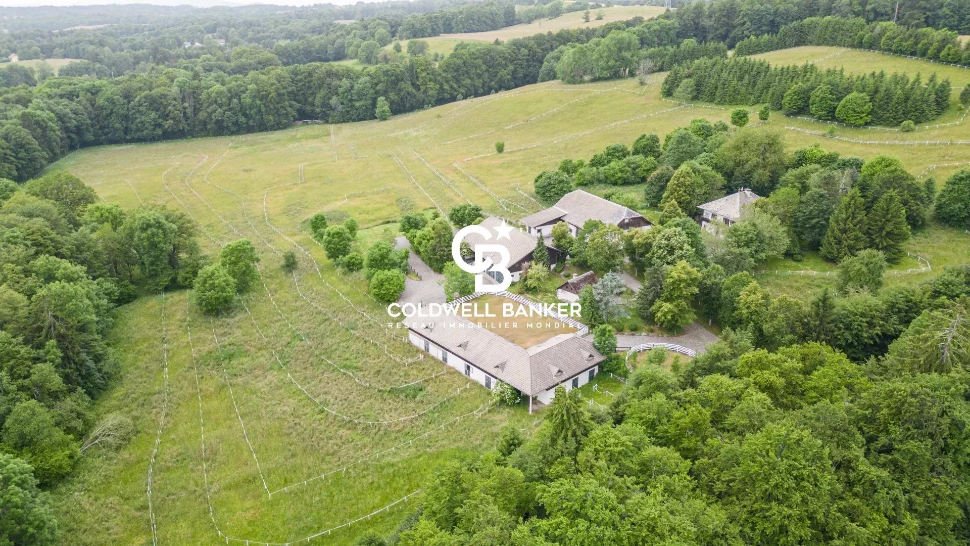 Évires, Auvergne-Rhône-Alpes, 74570, FR, 4 Bedrooms Bedrooms, ,6 BathroomsBathrooms,Residential,For Sale,1994521