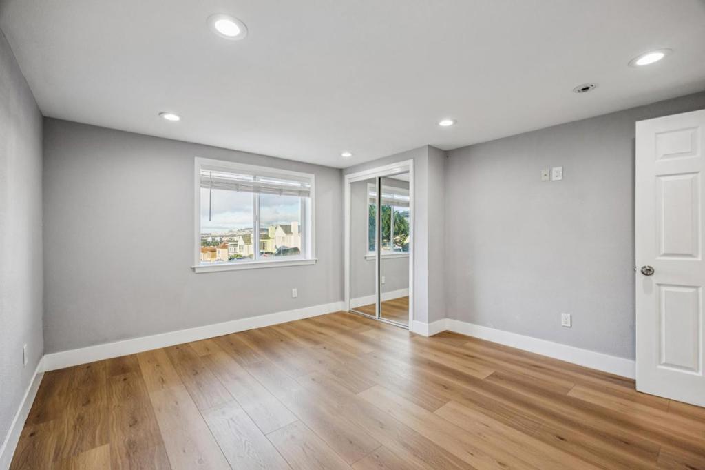 Daly City, California, 94015, United States, 5 Bedrooms Bedrooms, ,2 BathroomsBathrooms,Residential,For Sale,2010788