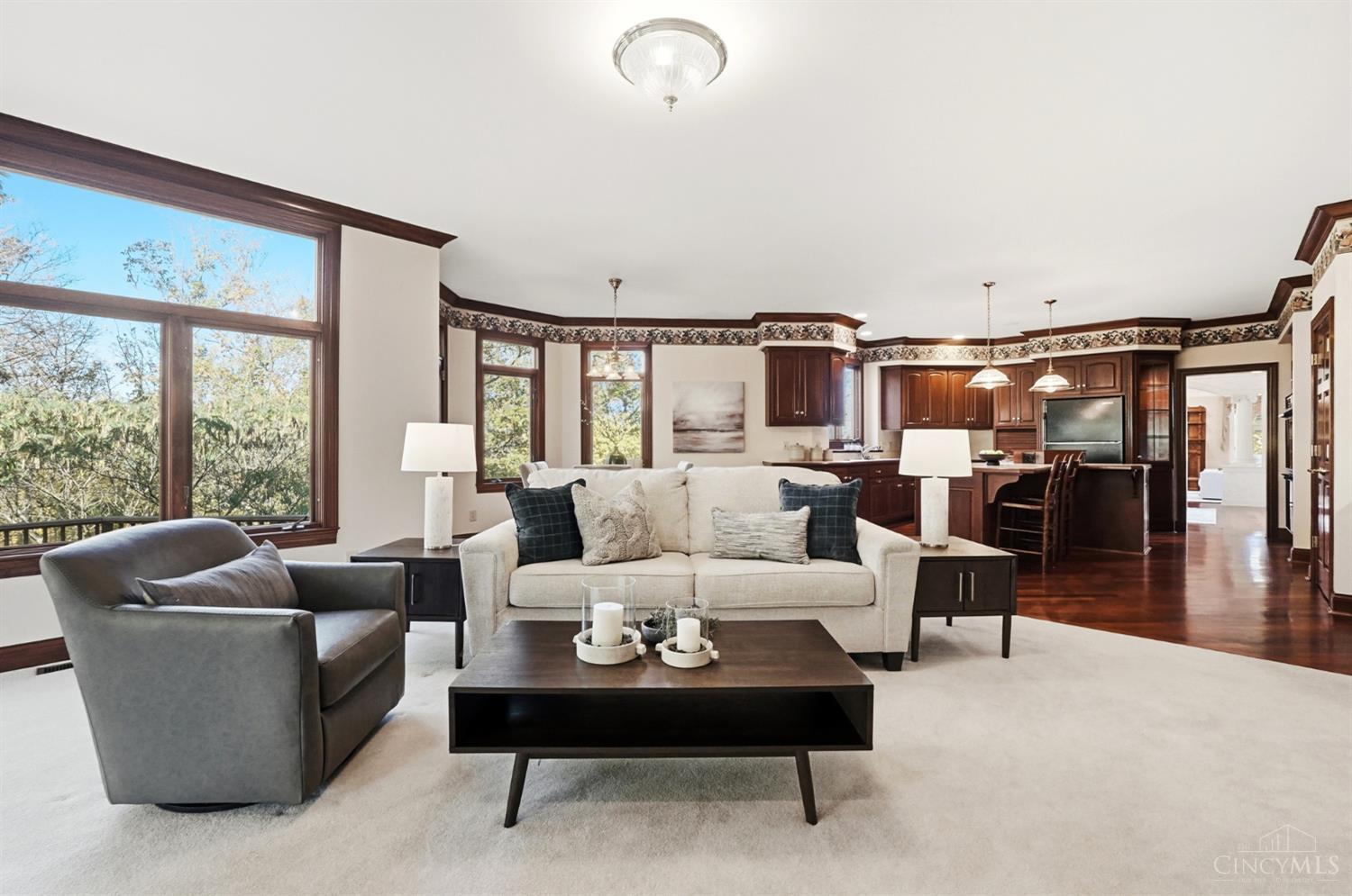 Anderson Twp, Ohio, 45230, United States, 5 Bedrooms Bedrooms, ,6 BathroomsBathrooms,Residential,For Sale,1988245