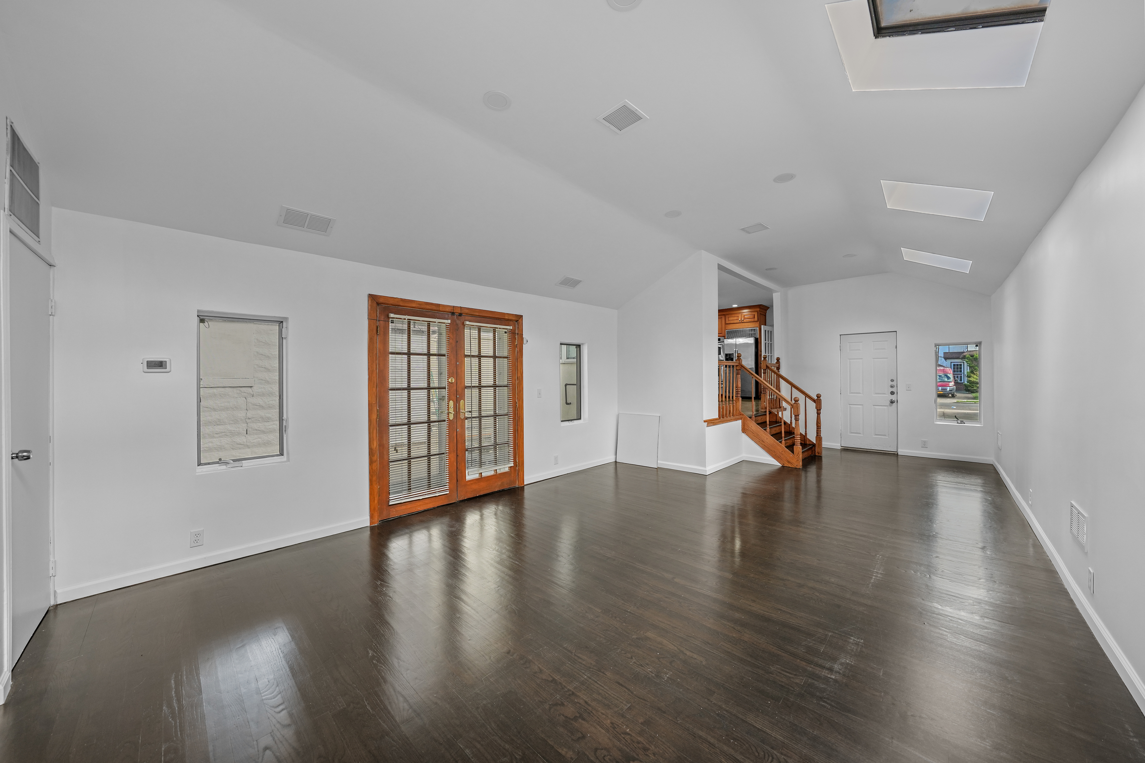 Brooklyn, New York, 11210, United States, 4 Bedrooms Bedrooms, ,4 BathroomsBathrooms,Residential,For Sale,1981827