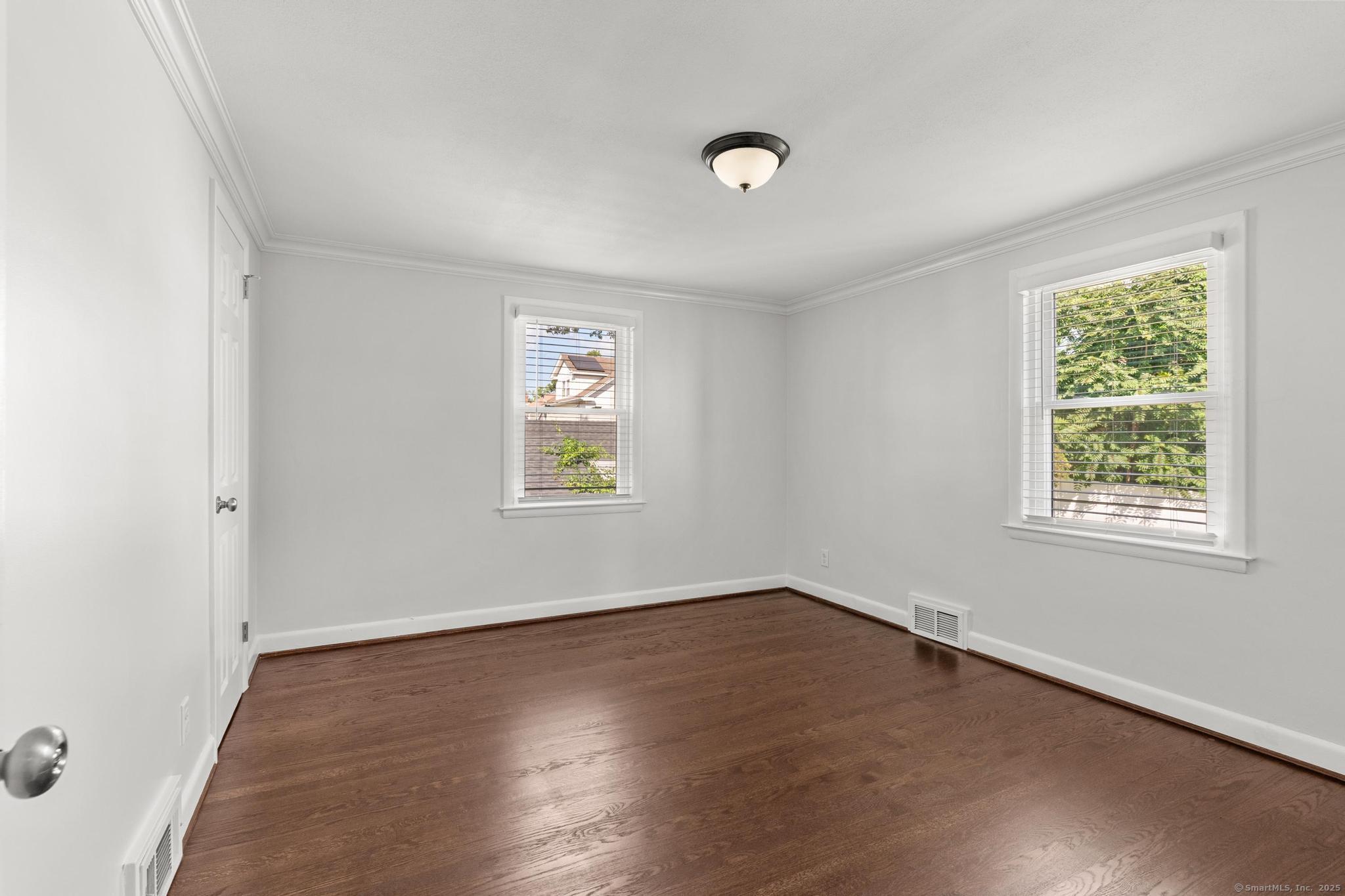 West Hartford, Connecticut, 06119, United States, 4 Bedrooms Bedrooms, ,2 BathroomsBathrooms,Residential,For Sale,1934206
