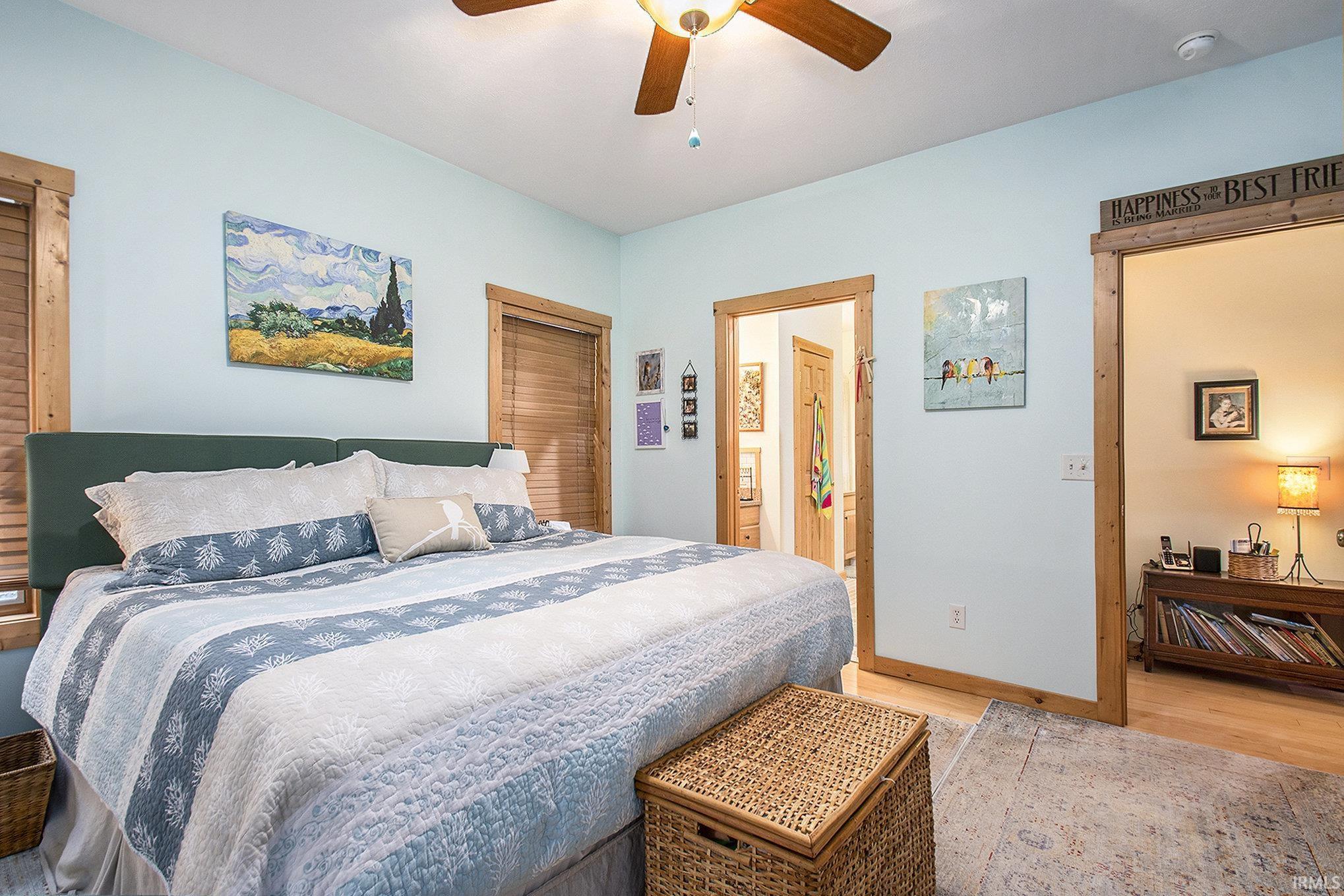 Shipshewana, Indiana, 46565, United States, 2 Bedrooms Bedrooms, ,3 BathroomsBathrooms,Residential,For Sale,1982813