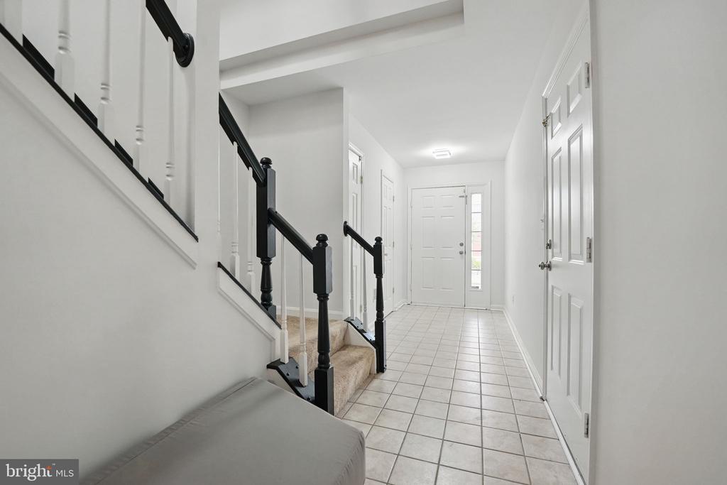 Ashburn, Virginia, 20147, United States, 3 Bedrooms Bedrooms, ,4 BathroomsBathrooms,Residential,For Sale,1850747