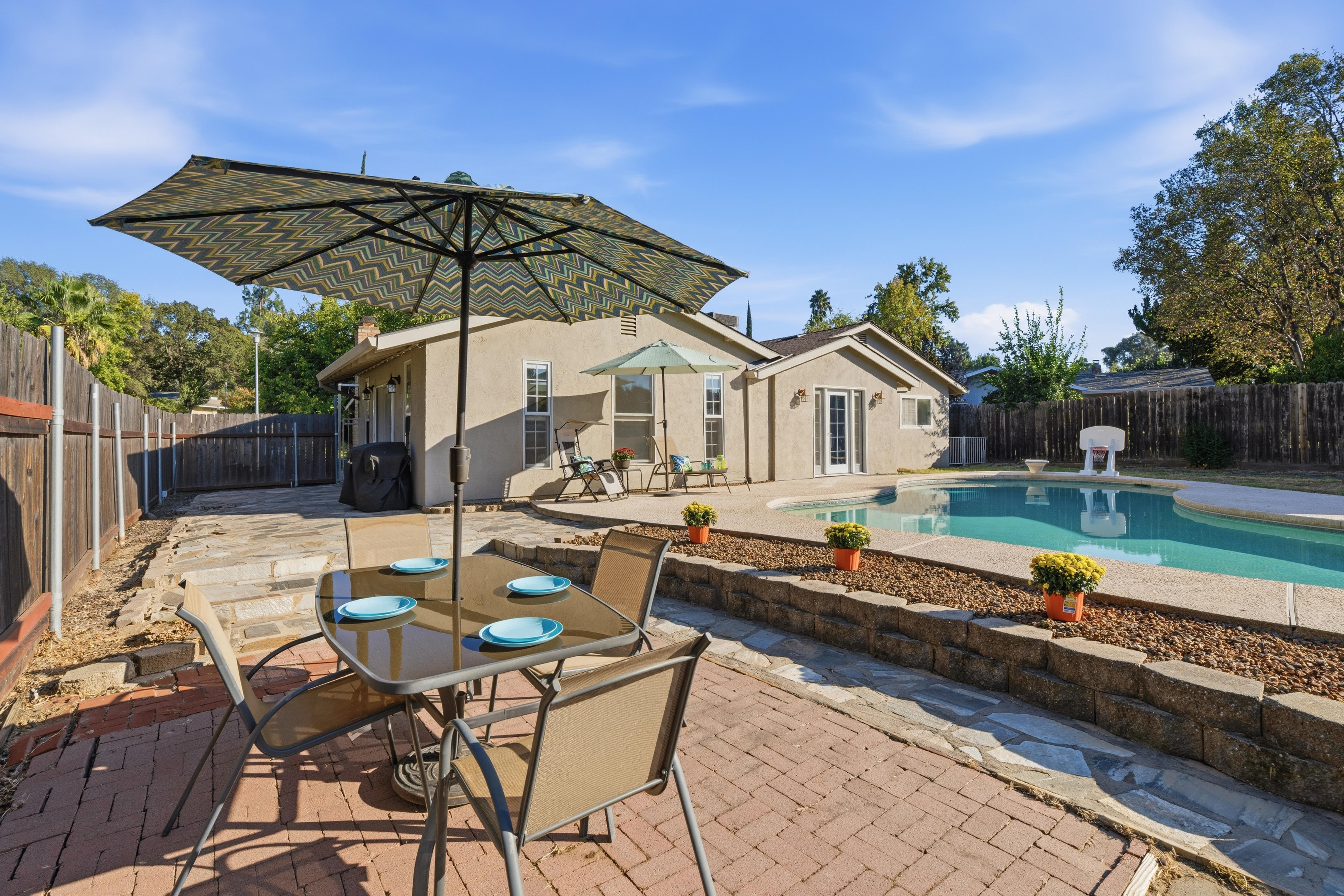  6453 Innsbrook Way, Orangevale, CA 95662 - 物件實景