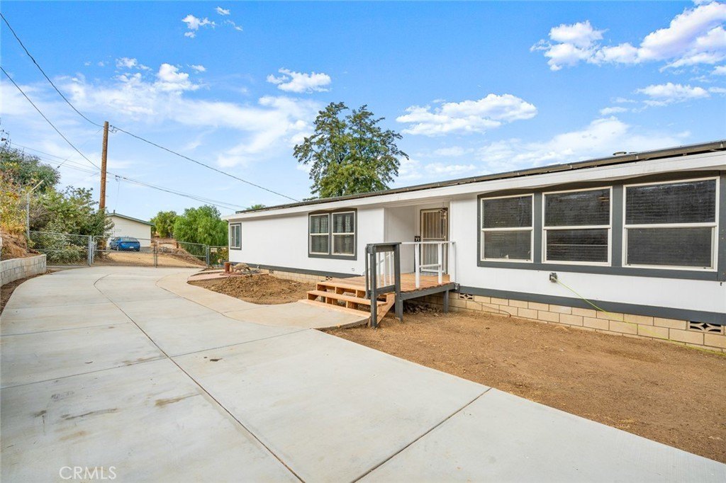 Hemet, California, 92545, United States, 6 Bedrooms Bedrooms, ,3 BathroomsBathrooms,Residential,For Sale,1937118