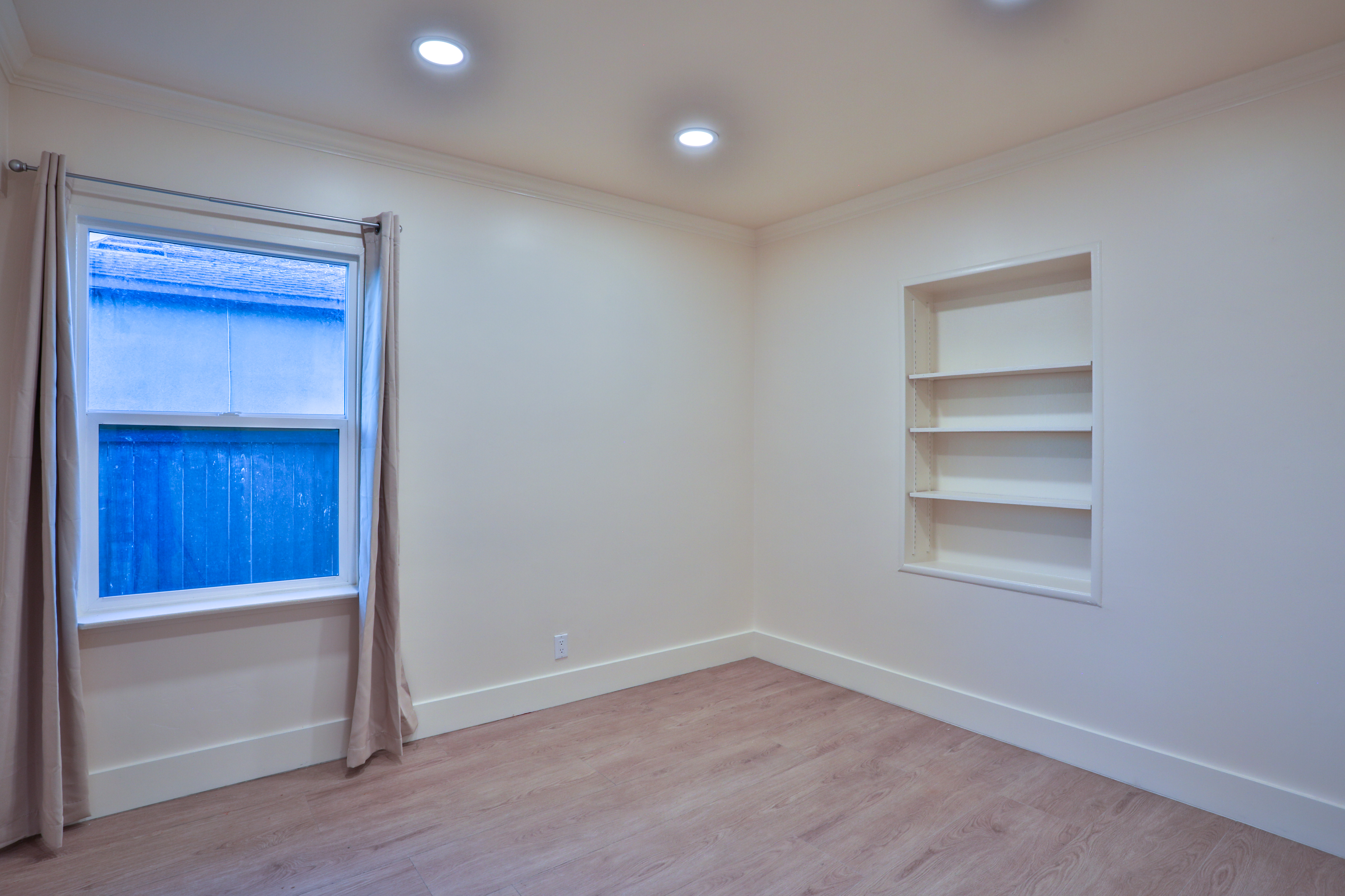  664 N. 8th Avenue, Upland, CA 91786 - 物件實景