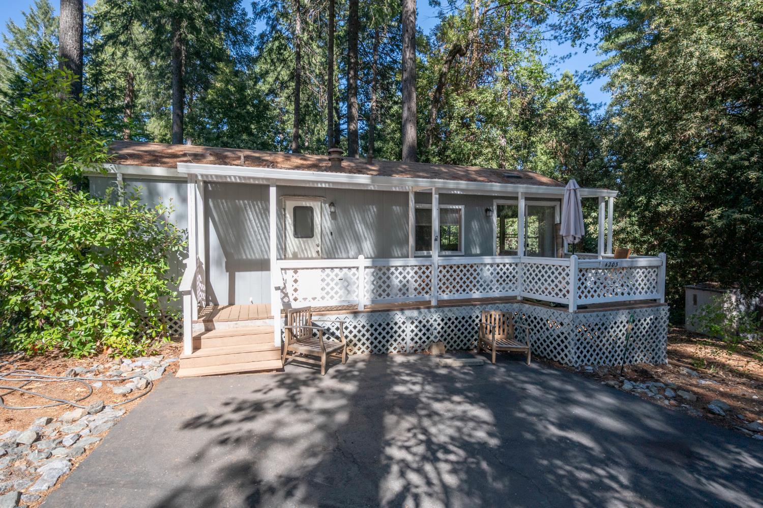Camino, California, 95709, United States, 3 Bedrooms Bedrooms, ,4 BathroomsBathrooms,Residential,For Sale,1893476