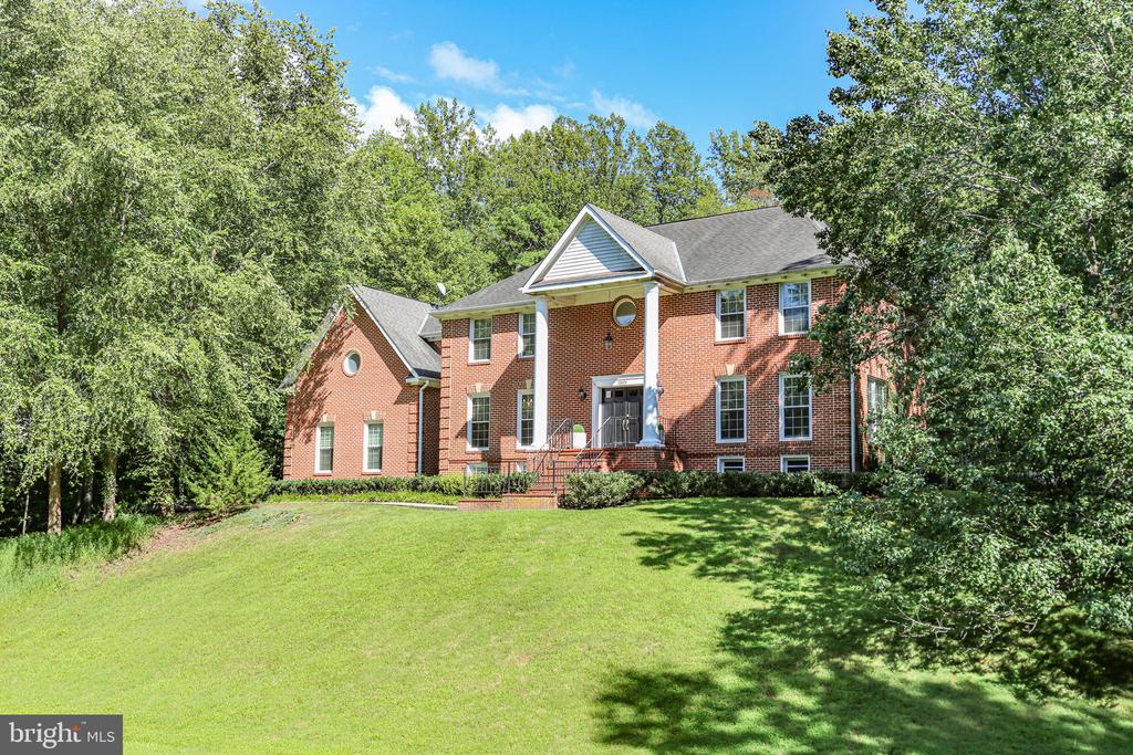Fredericksburg, Virginia, 22407, United States, 5 Bedrooms Bedrooms, ,5 BathroomsBathrooms,Residential,For Sale,1927805