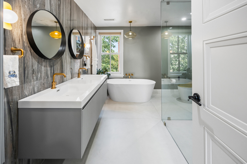 Philadelphia, Pennsylvania, 19130, United States, 5 Bedrooms Bedrooms, ,6 BathroomsBathrooms,Residential,For Sale,1977260