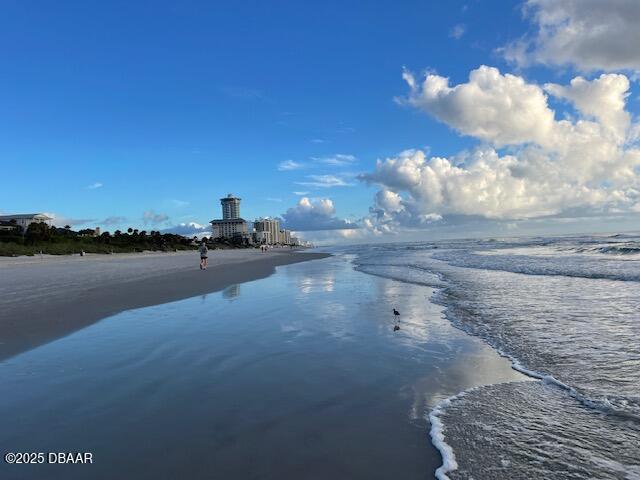 Daytona Beach Shores, Florida, 32118, United States, 2 Bedrooms Bedrooms, ,2 BathroomsBathrooms,Residential,For Sale,1993266