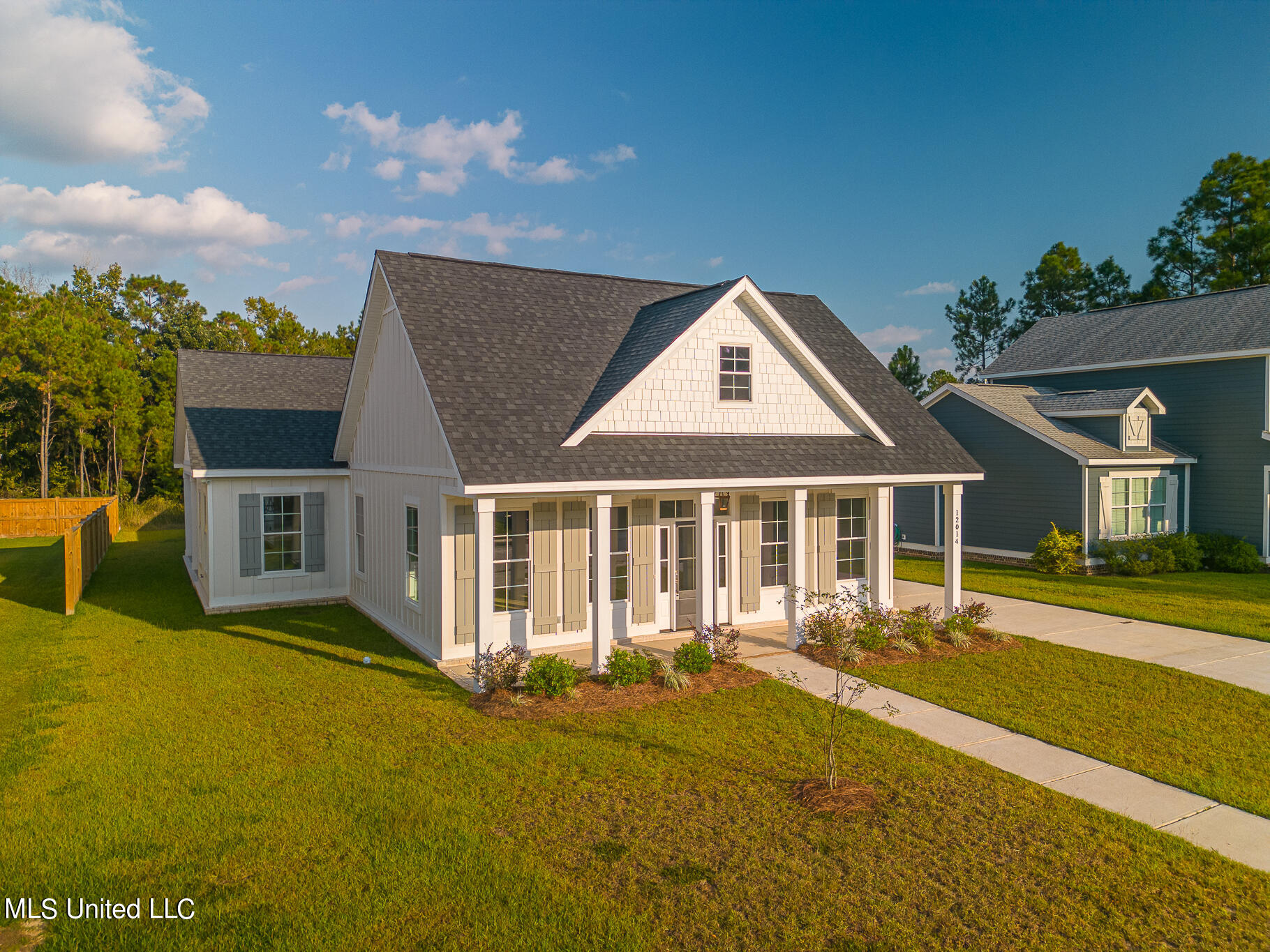 Gulfport, Mississippi, 39503, United States, 3 Bedrooms Bedrooms, ,2 BathroomsBathrooms,Residential,For Sale,1784044