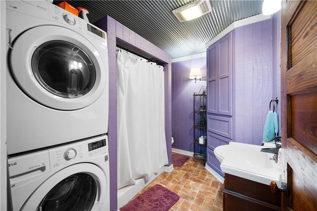 Trout, Louisiana, 71371, United States, 3 Bedrooms Bedrooms, ,4 BathroomsBathrooms,Residential,For Sale,1982667