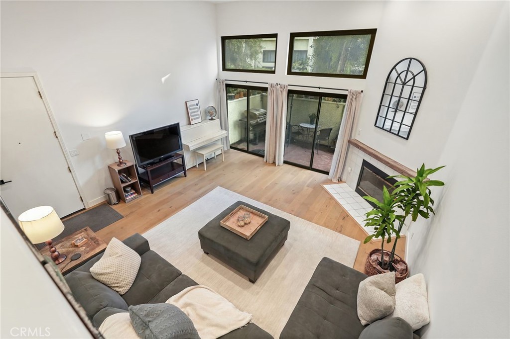 Lake Balboa, California, 91406, United States, 3 Bedrooms Bedrooms, ,3 BathroomsBathrooms,Residential,For Sale,1992024