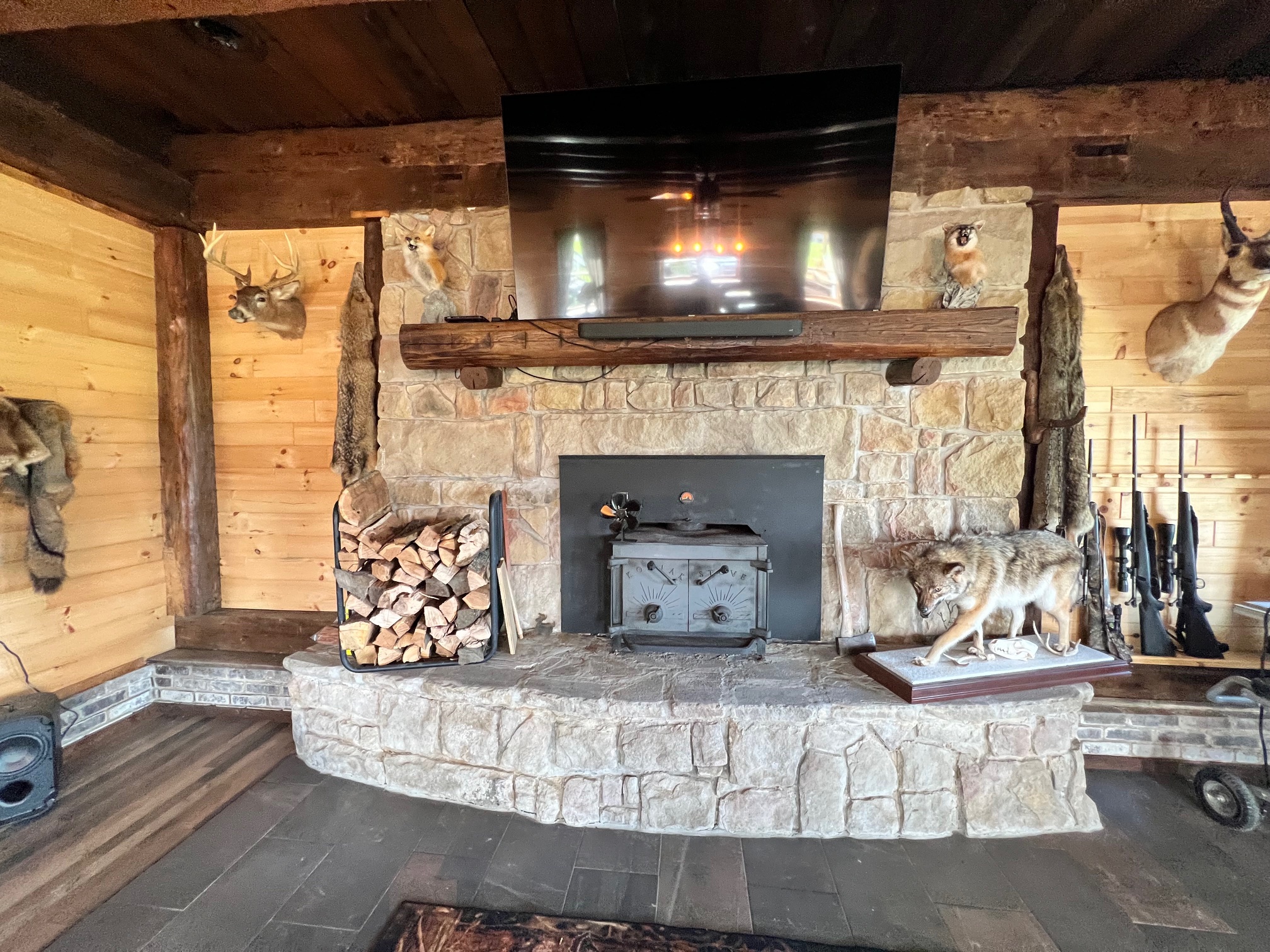 Brookville, Pennsylvania, 15825, United States, 4 Bedrooms Bedrooms, ,3 BathroomsBathrooms,Residential,For Sale,1850010