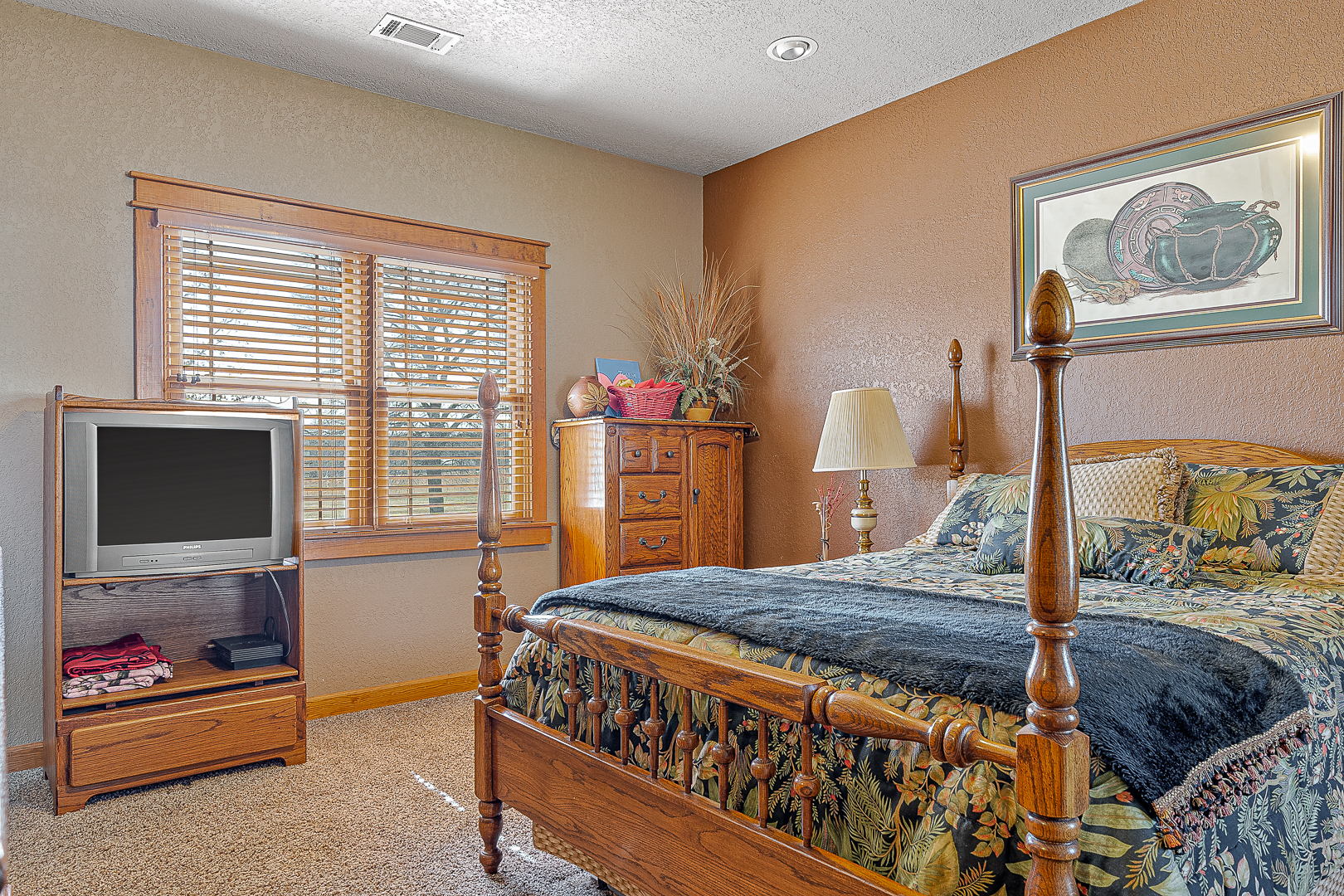 Jonesboro, Arkansas, 72405, United States, 4 Bedrooms Bedrooms, ,3 BathroomsBathrooms,Residential,For Sale,1942326