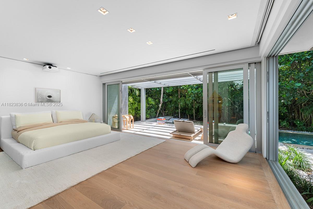Miami Beach, Florida, 33141, United States, 4 Bedrooms Bedrooms, ,6 BathroomsBathrooms,Residential,For Sale,1862454