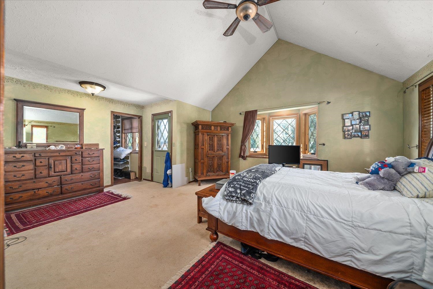 Spokane, Washington, 99208, United States, 5 Bedrooms Bedrooms, ,4 BathroomsBathrooms,Residential,For Sale,1979653