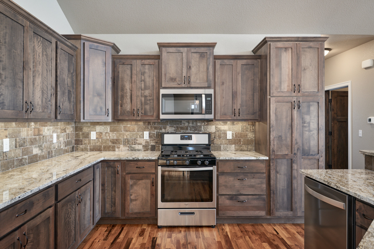 Cheyenne, Wyoming, 82009, United States, 3 Bedrooms Bedrooms, ,2 BathroomsBathrooms,Residential,For Sale,1982343