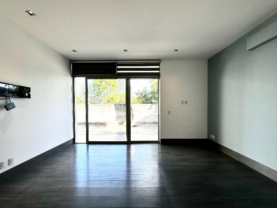 Zapopan, Jalisco, 45116, Mexico, 4 Bedrooms Bedrooms, ,6 BathroomsBathrooms,Residential,For Sale,1918860