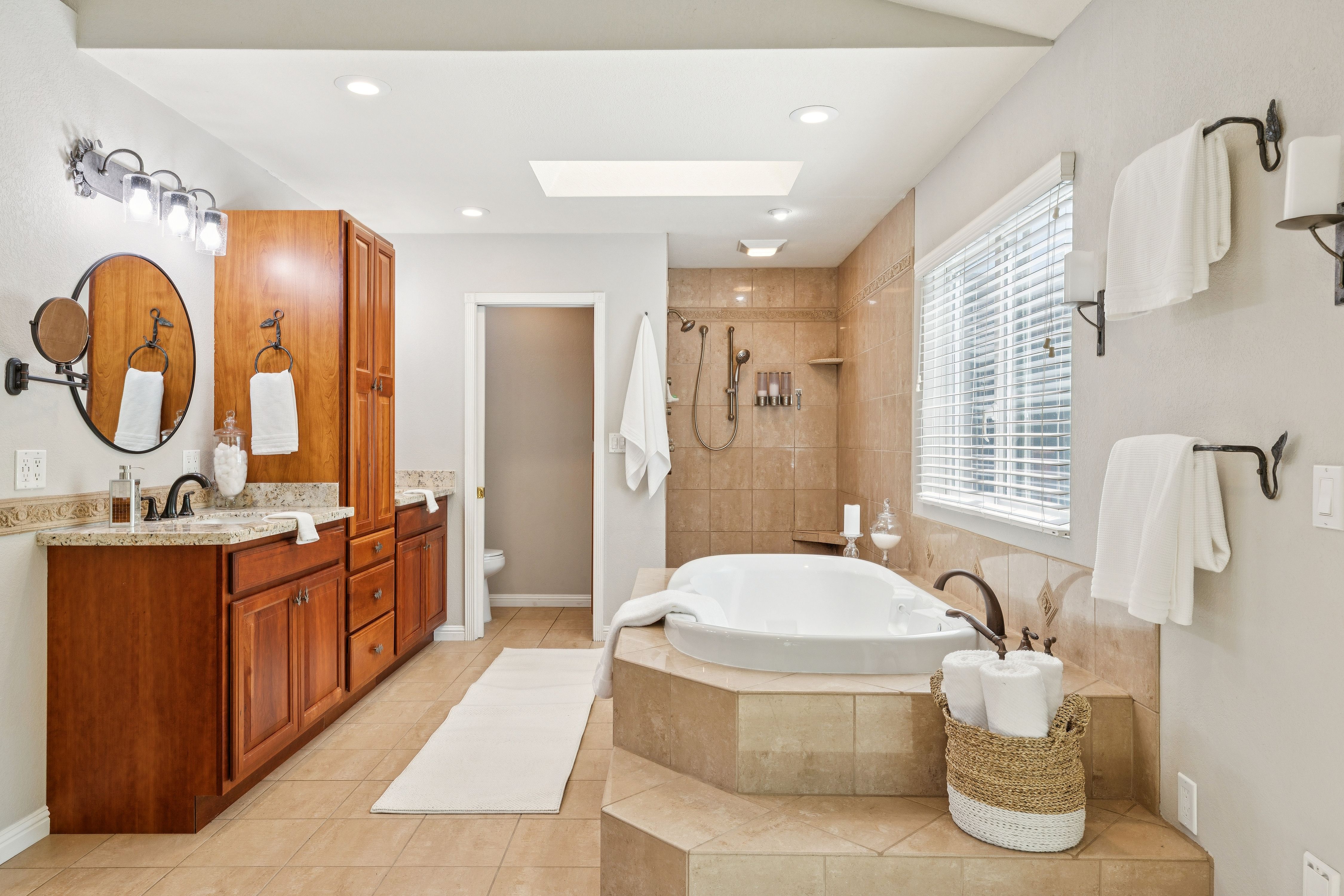  Charming Country Property - 物件實景