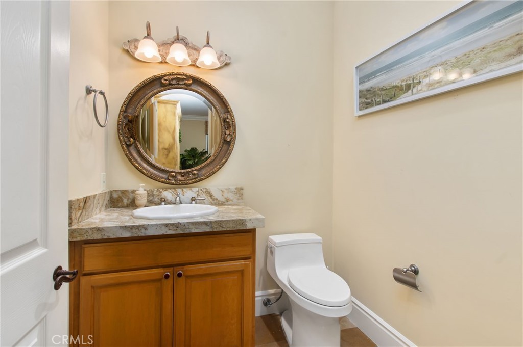 San Diego, California, 92107, United States, 6 Bedrooms Bedrooms, ,5 BathroomsBathrooms,Residential,For Sale,1843009