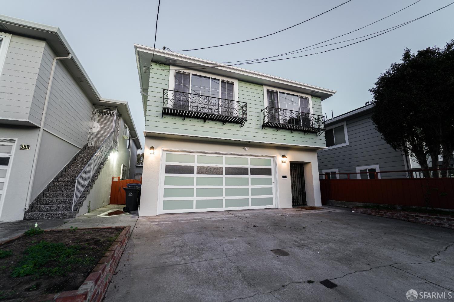 Daly City, California, 94014, United States, 4 Bedrooms Bedrooms, ,3 BathroomsBathrooms,Residential,For Sale,1992853