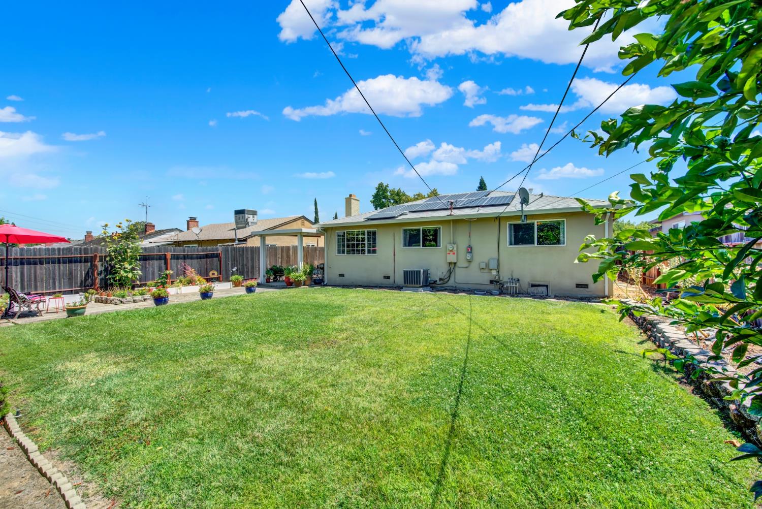 Carmichael, California, 95608, United States, 3 Bedrooms Bedrooms, ,2 BathroomsBathrooms,Residential,For Sale,1896985