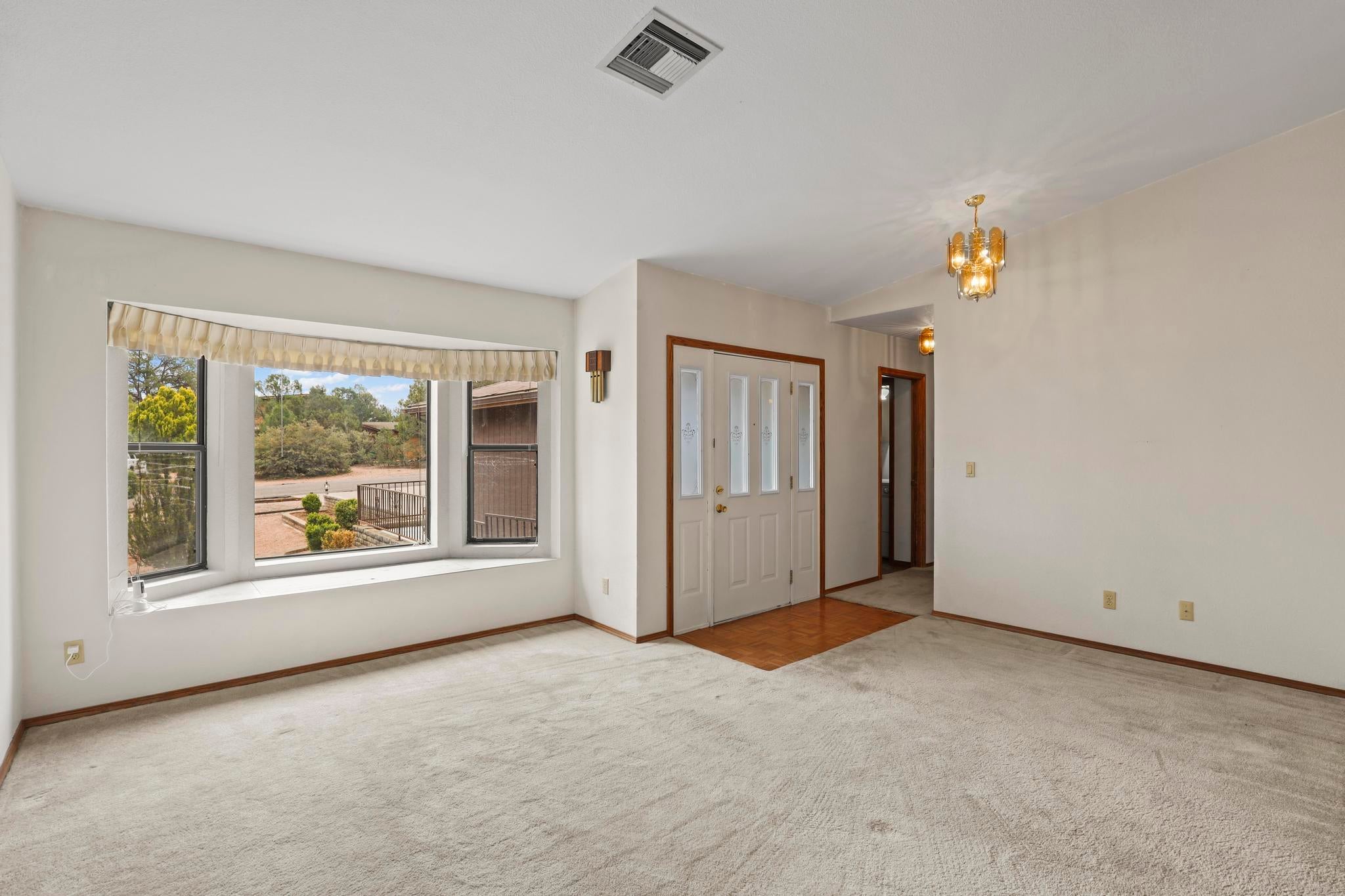 Payson, Arizona, 85541, United States, 5 Bedrooms Bedrooms, ,3 BathroomsBathrooms,Residential,For Sale,1805847