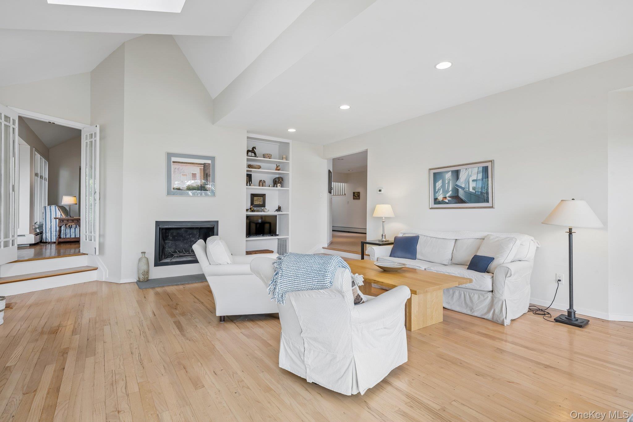  89 Harbor Road, Head Of The Harbor, NY 11780 - 物件實景
