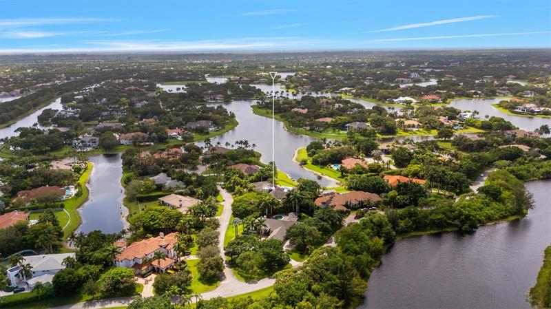 Weston, Florida, 33331, United States, 7 Bedrooms Bedrooms, ,9 BathroomsBathrooms,Residential,For Sale,1946951