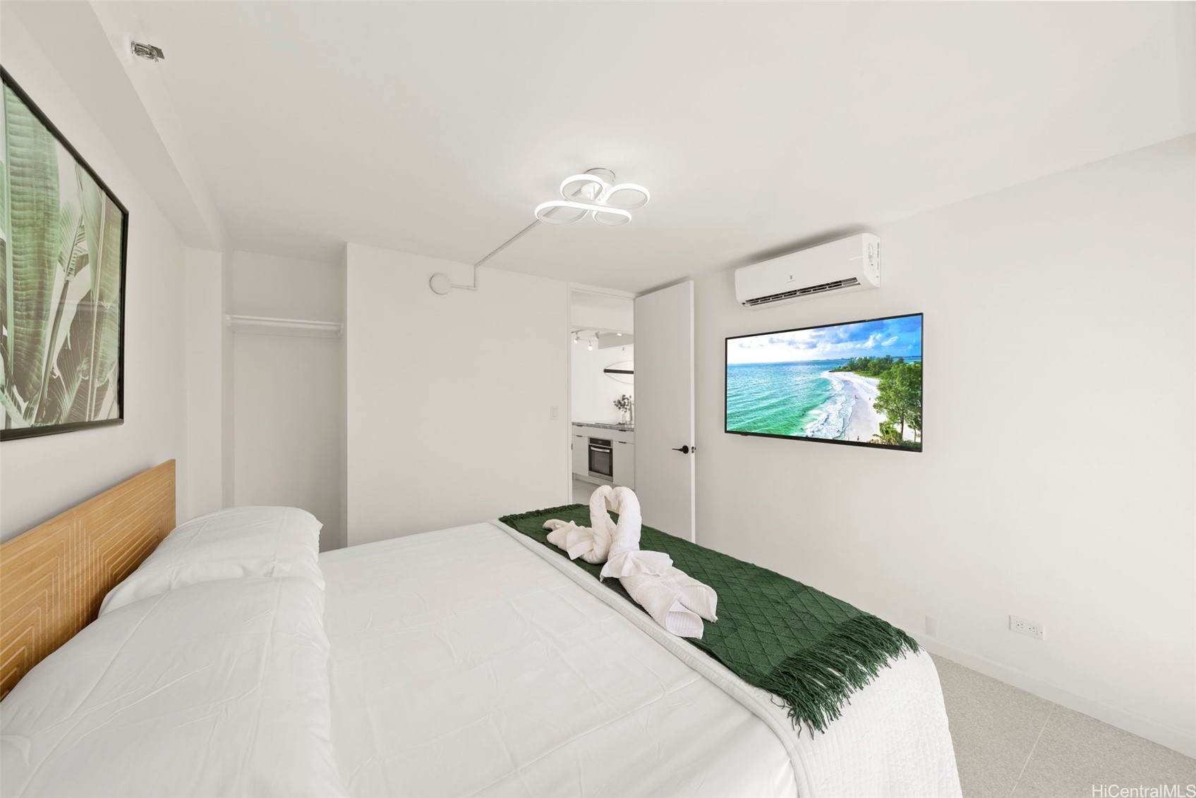 Honolulu, Hawaii, 96815, United States, 1 Bedroom Bedrooms, ,1 BathroomBathrooms,Residential,For Sale,1917865