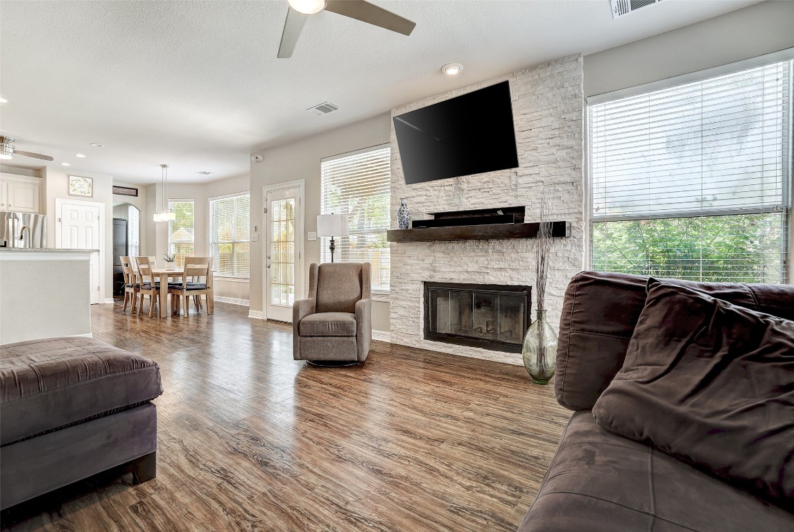 Georgetown, Texas, 78628, United States, 4 Bedrooms Bedrooms, ,4 BathroomsBathrooms,Residential,For Sale,1918410