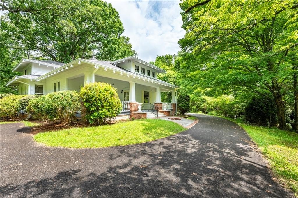 Tate, Georgia, 30177, United States, 3 Bedrooms Bedrooms, ,3 BathroomsBathrooms,Residential,For Sale,1854179
