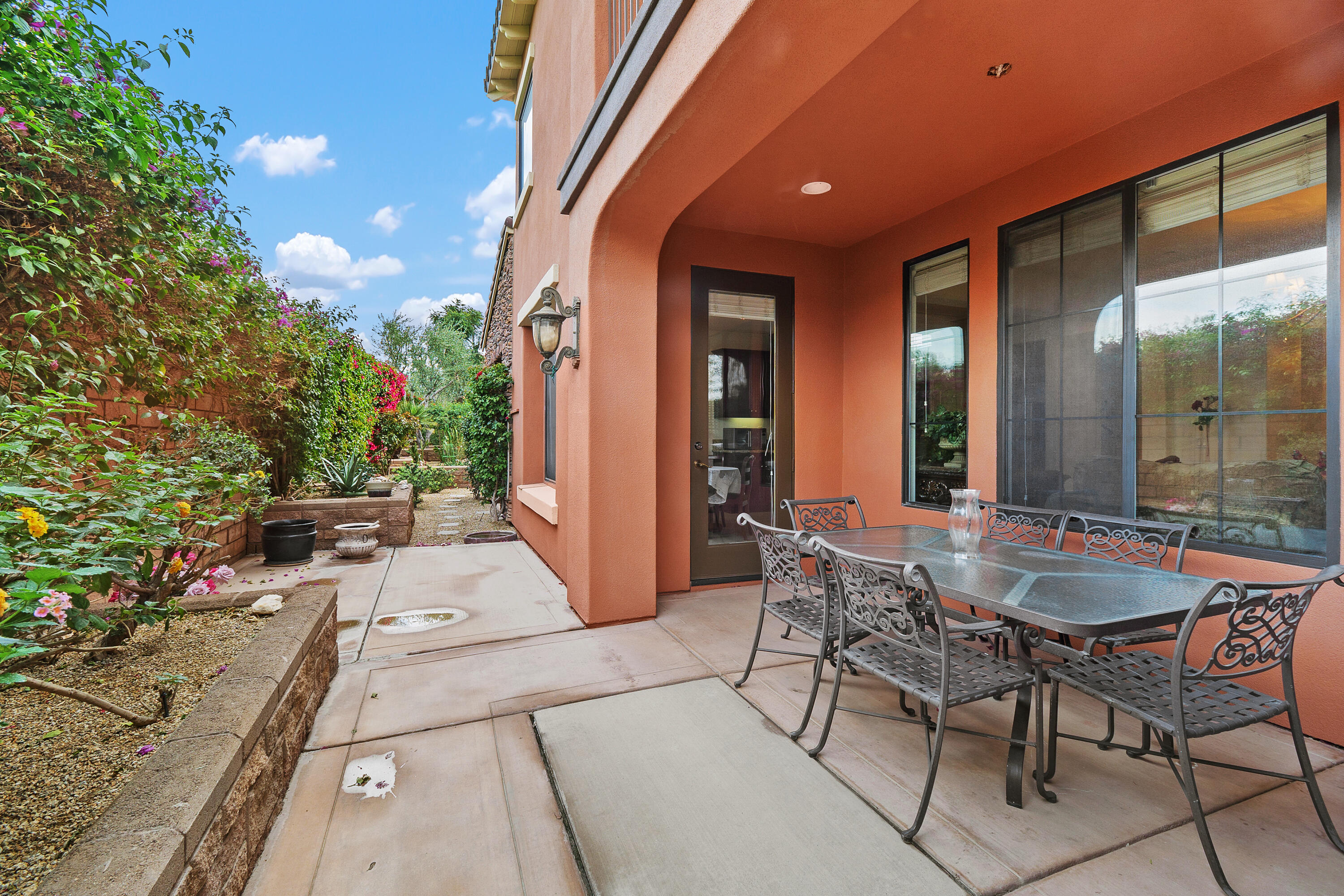 Palm Desert, California, 92260, United States, 2 Bedrooms Bedrooms, ,3 BathroomsBathrooms,Residential,For Sale,1744542