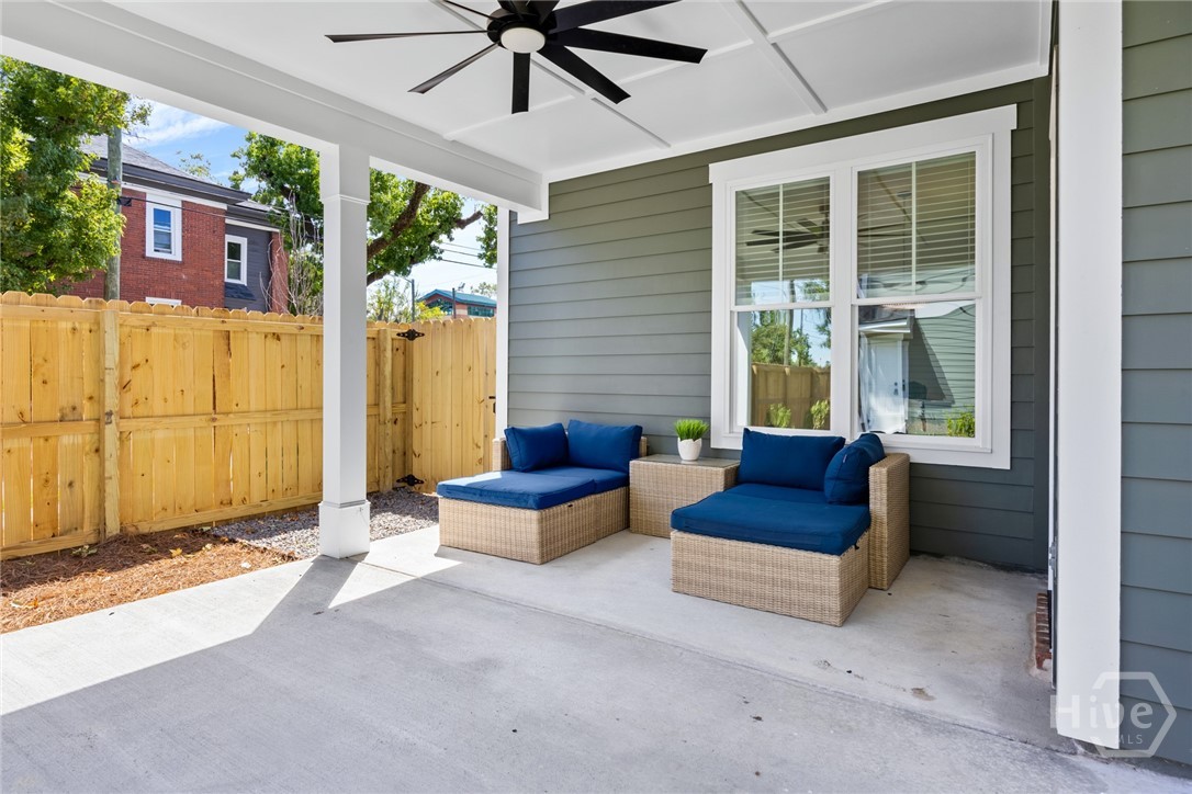 Savannah, Georgia, 31401, United States, 4 Bedrooms Bedrooms, ,4 BathroomsBathrooms,Residential,For Sale,1949799