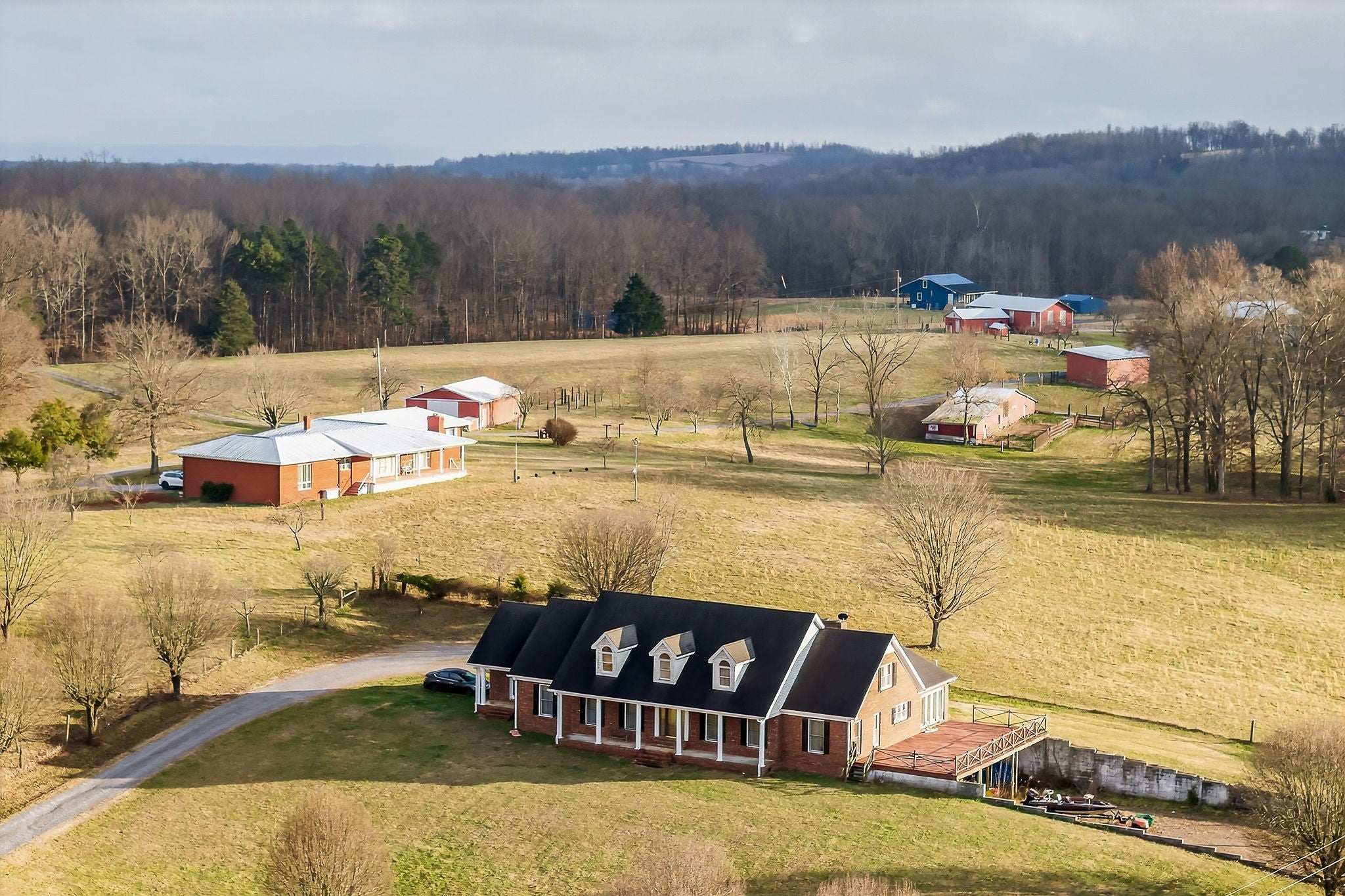 Smithville, Tennessee, 37166, United States, 6 Bedrooms Bedrooms, ,6 BathroomsBathrooms,Residential,For Sale,2008890