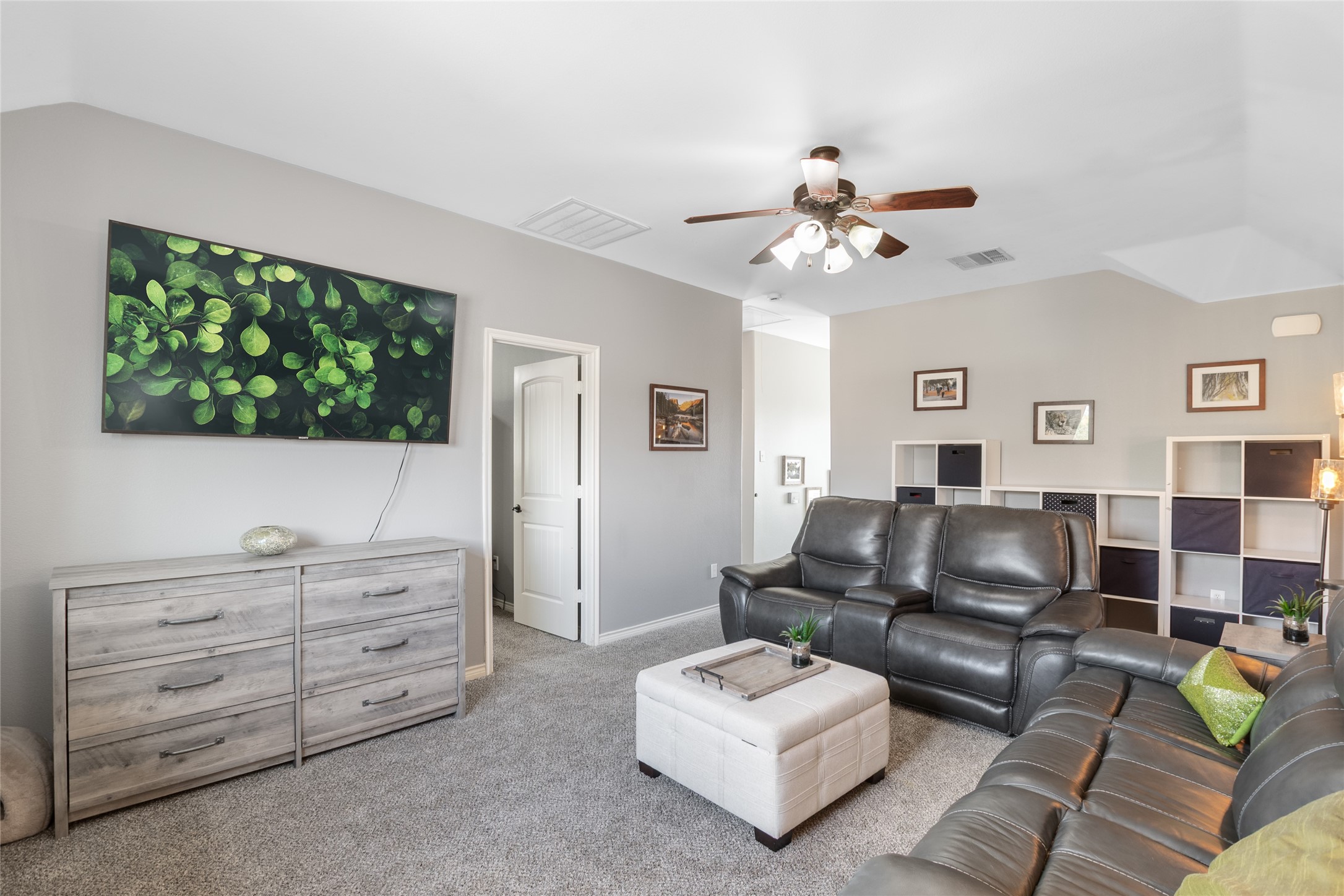 Rockwall, Texas, 75087, United States, 4 Bedrooms Bedrooms, ,3 BathroomsBathrooms,Residential,For Sale,1963763