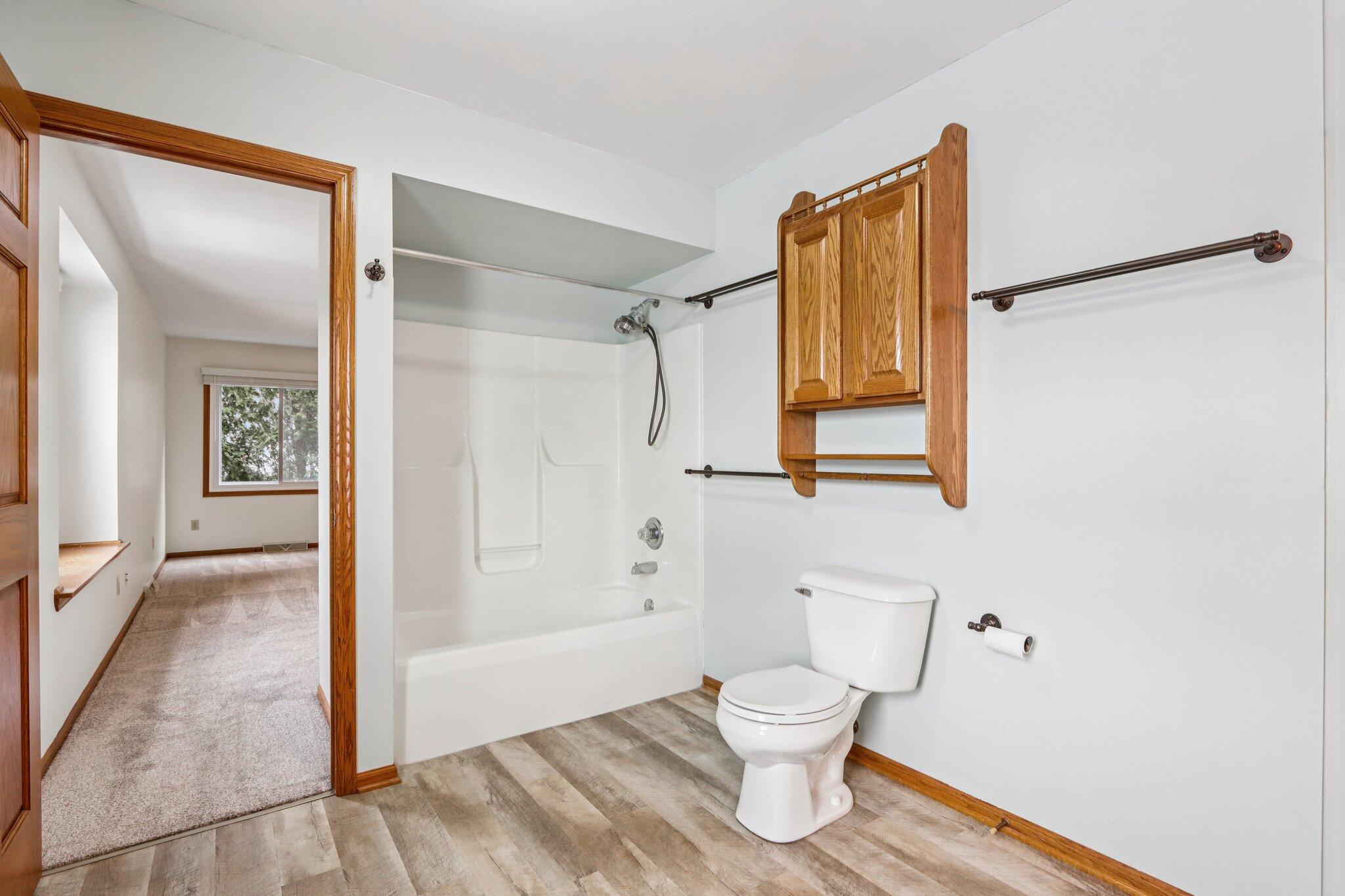 Muskego, Wisconsin, 53150, United States, 3 Bedrooms Bedrooms, ,3 BathroomsBathrooms,Residential,For Sale,2007813