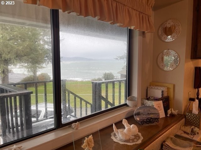 Brookings, Oregon, 97415, United States, 3 Bedrooms Bedrooms, ,3 BathroomsBathrooms,Residential,For Sale,1981065