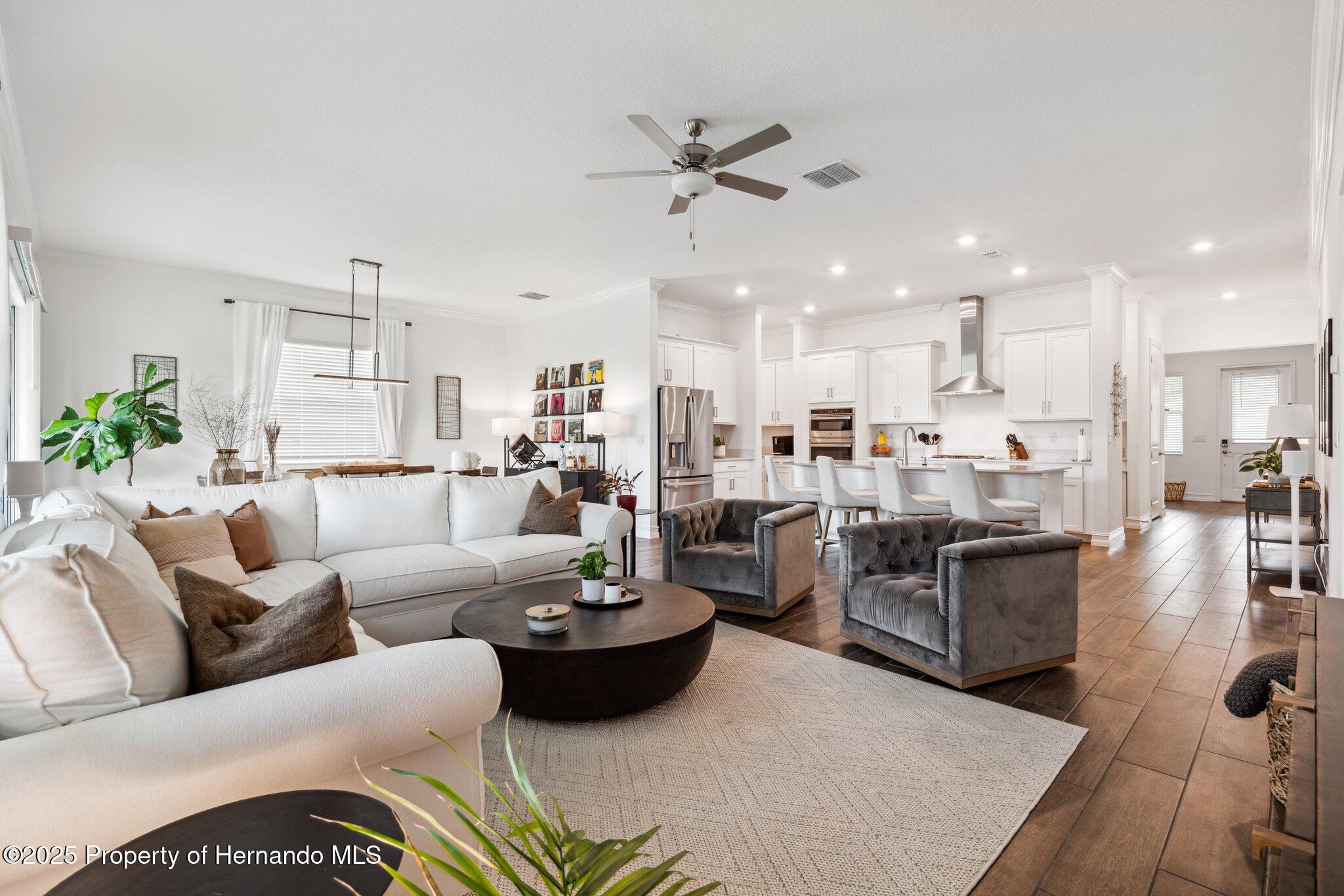 Brooksville, Florida, 34601, United States, 2 Bedrooms Bedrooms, ,3 BathroomsBathrooms,Residential,For Sale,1975908