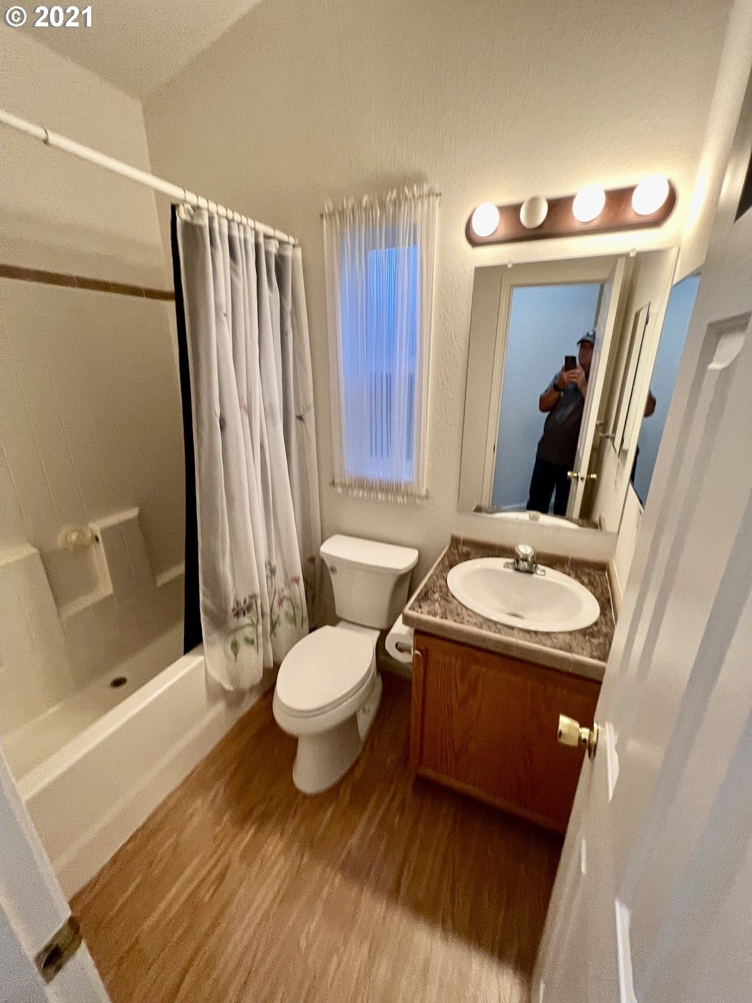 GoldBeach, Oregon, 97444, United States, 3 Bedrooms Bedrooms, ,1 BathroomBathrooms,Residential,For Sale,2009283