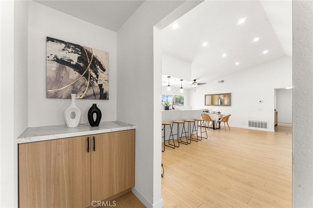 Montclair, California, 91763, United States, 4 Bedrooms Bedrooms, ,2 BathroomsBathrooms,Residential,For Sale,2048978