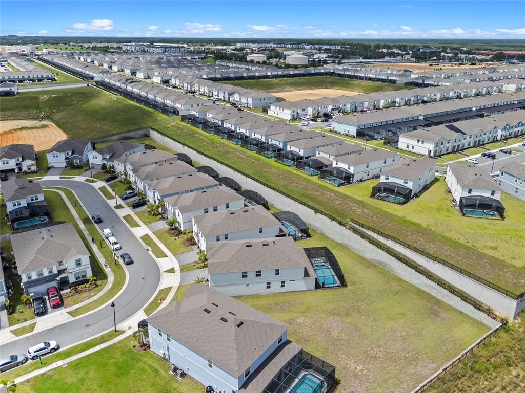 Davenport, Florida, 33897, United States, 10 Bedrooms Bedrooms, ,8 BathroomsBathrooms,Residential,For Sale,1897449