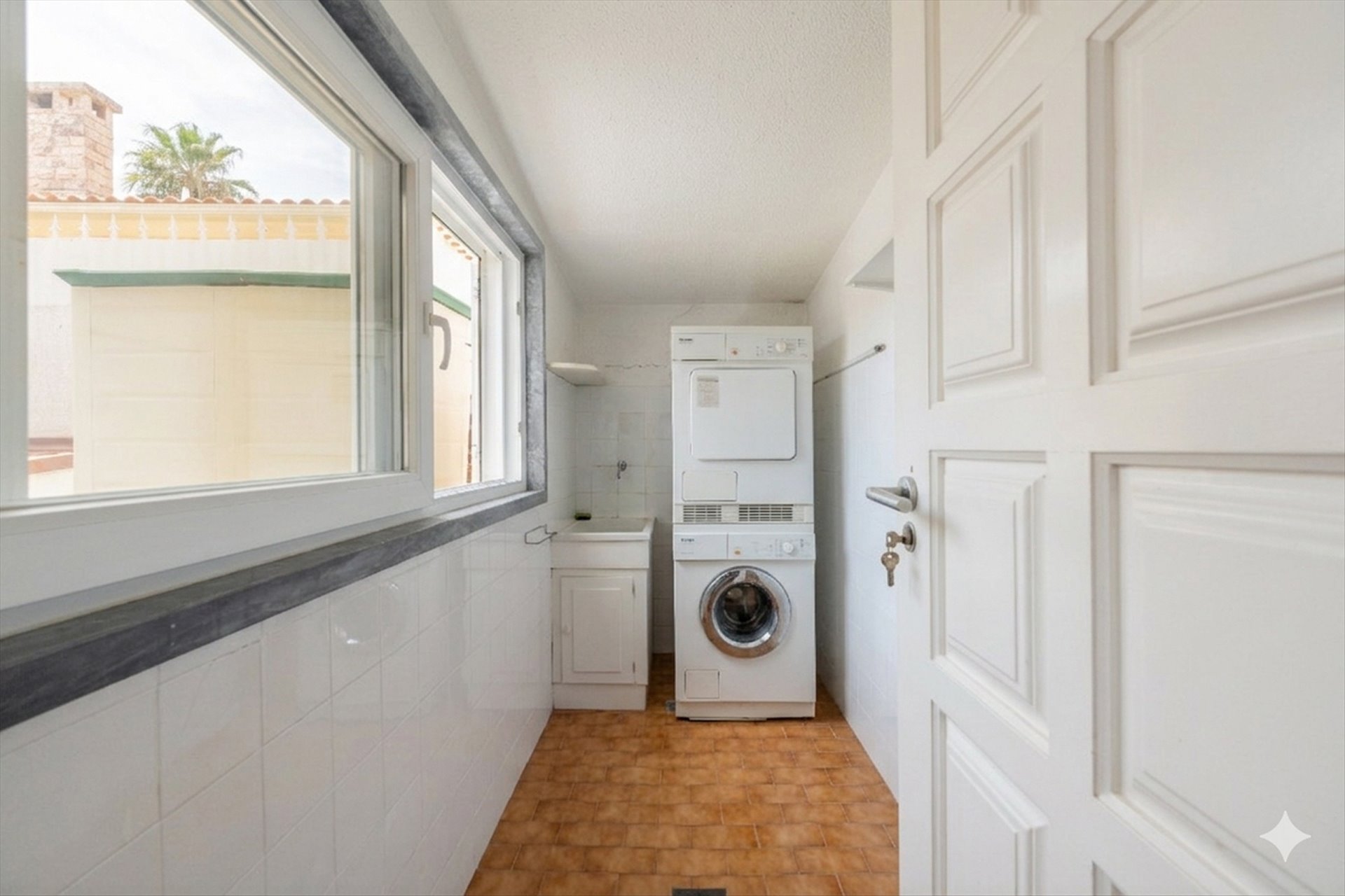  Detached house, 6 bedrooms, for Sale - 物件實景