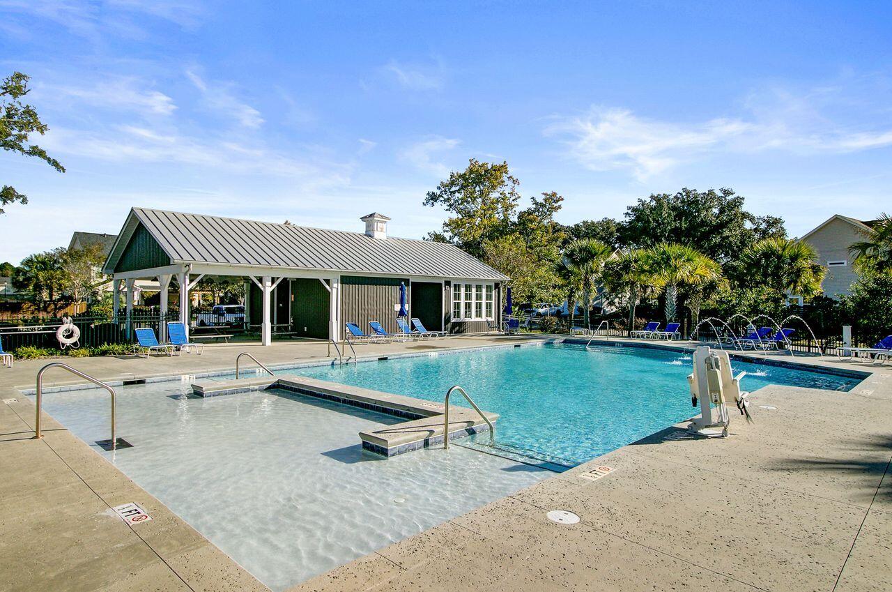 Johns Island, South Carolina, 29455, United States, 4 Bedrooms Bedrooms, ,2 BathroomsBathrooms,Residential,For Sale,1967653