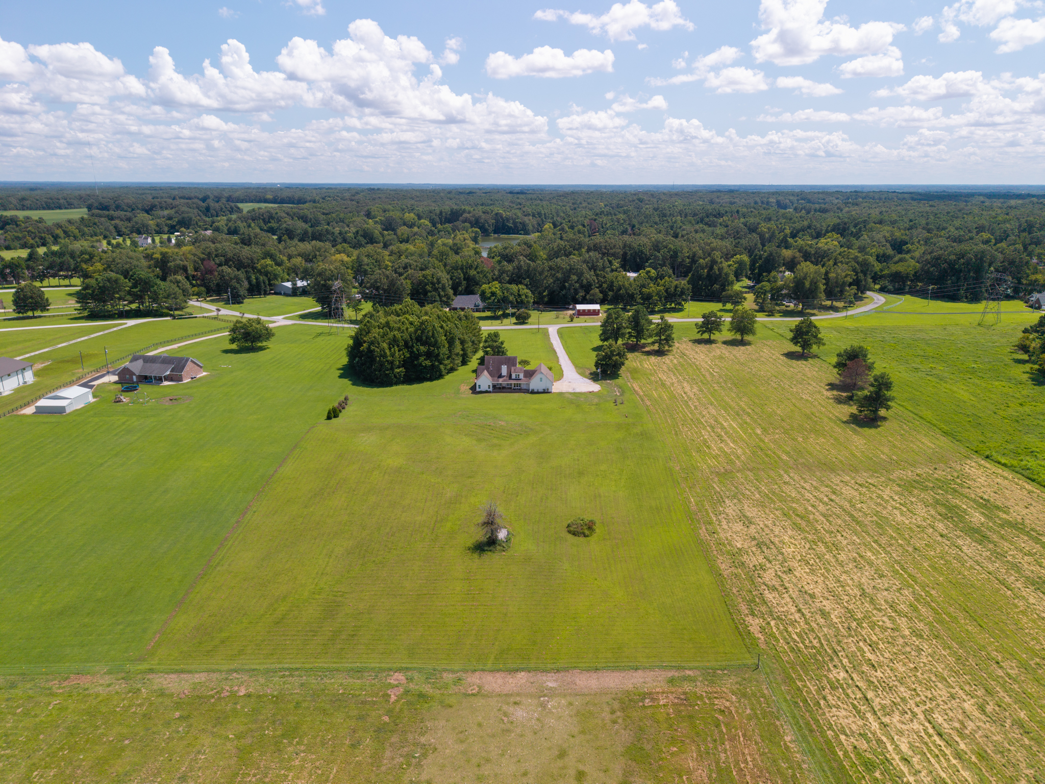  1550 Lakeview Drive, Collierville, TN 38017 - 物件實景