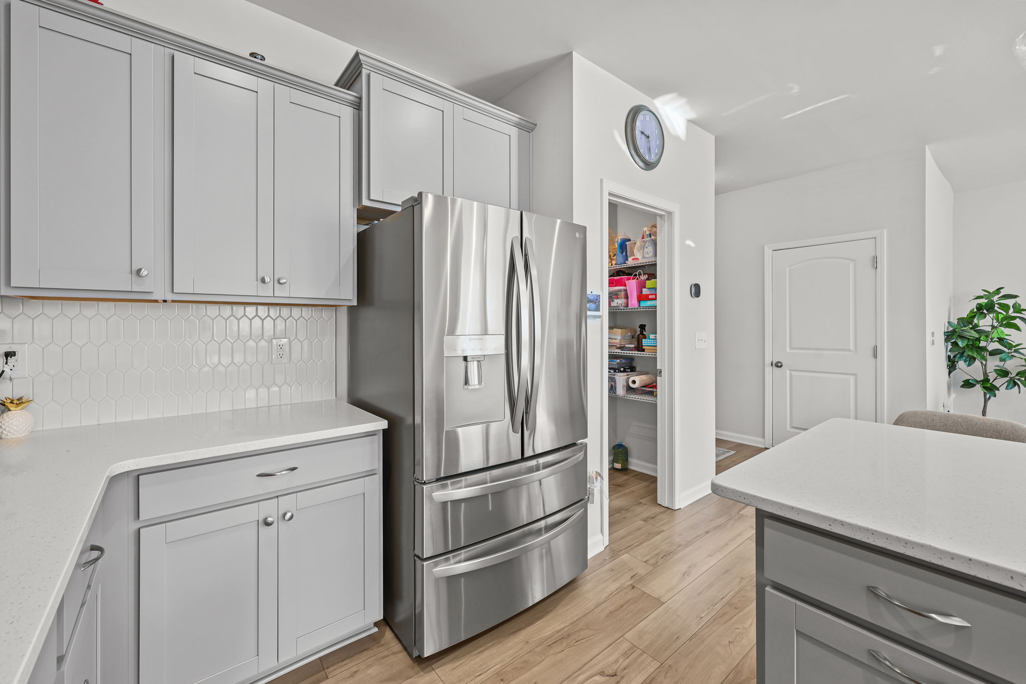 Charlotte, North Carolina, 28269, United States, 5 Bedrooms Bedrooms, ,3 BathroomsBathrooms,Residential,For Sale,1993856