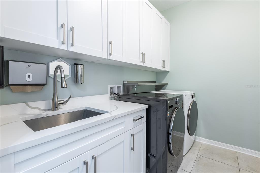 Riverview, Florida, 33578, United States, 5 Bedrooms Bedrooms, ,3 BathroomsBathrooms,Residential,For Sale,1895254